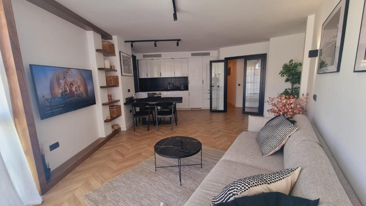 Luxe Appartement In Het Centrum Van Malaga Met Gratis Parkeerplek! Экстерьер фото